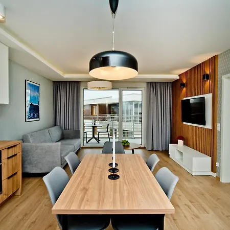 Blueapart Na Klifie *