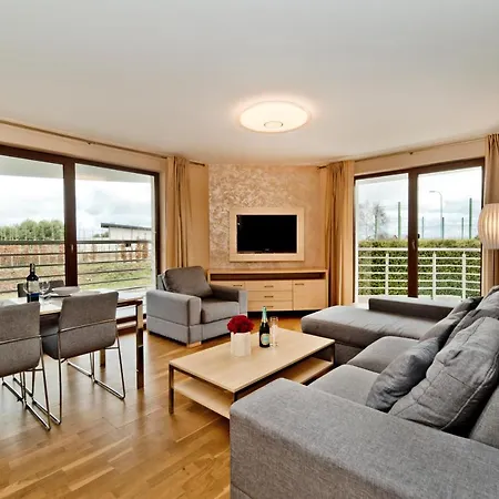 Blueapart Na Klifie *